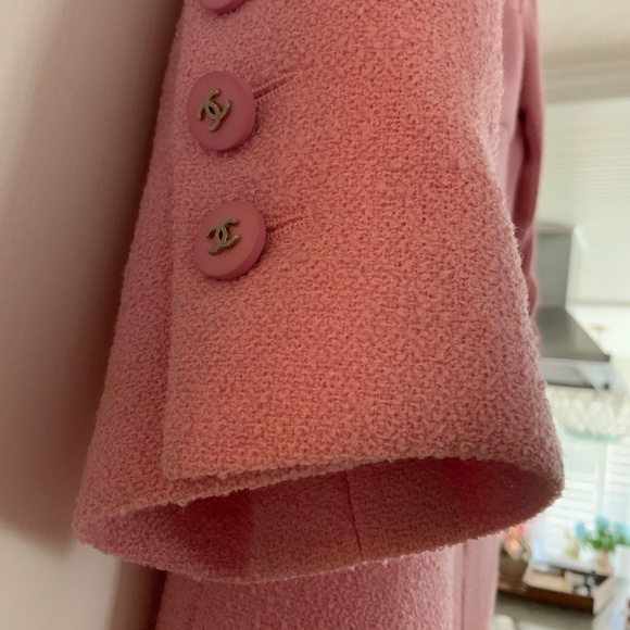 CHANEL VINTAGE TWEED PINK 1990S SUIT JACKET SKIRT SIZE 42 VERY PRELOVED - Picture 4 of 16